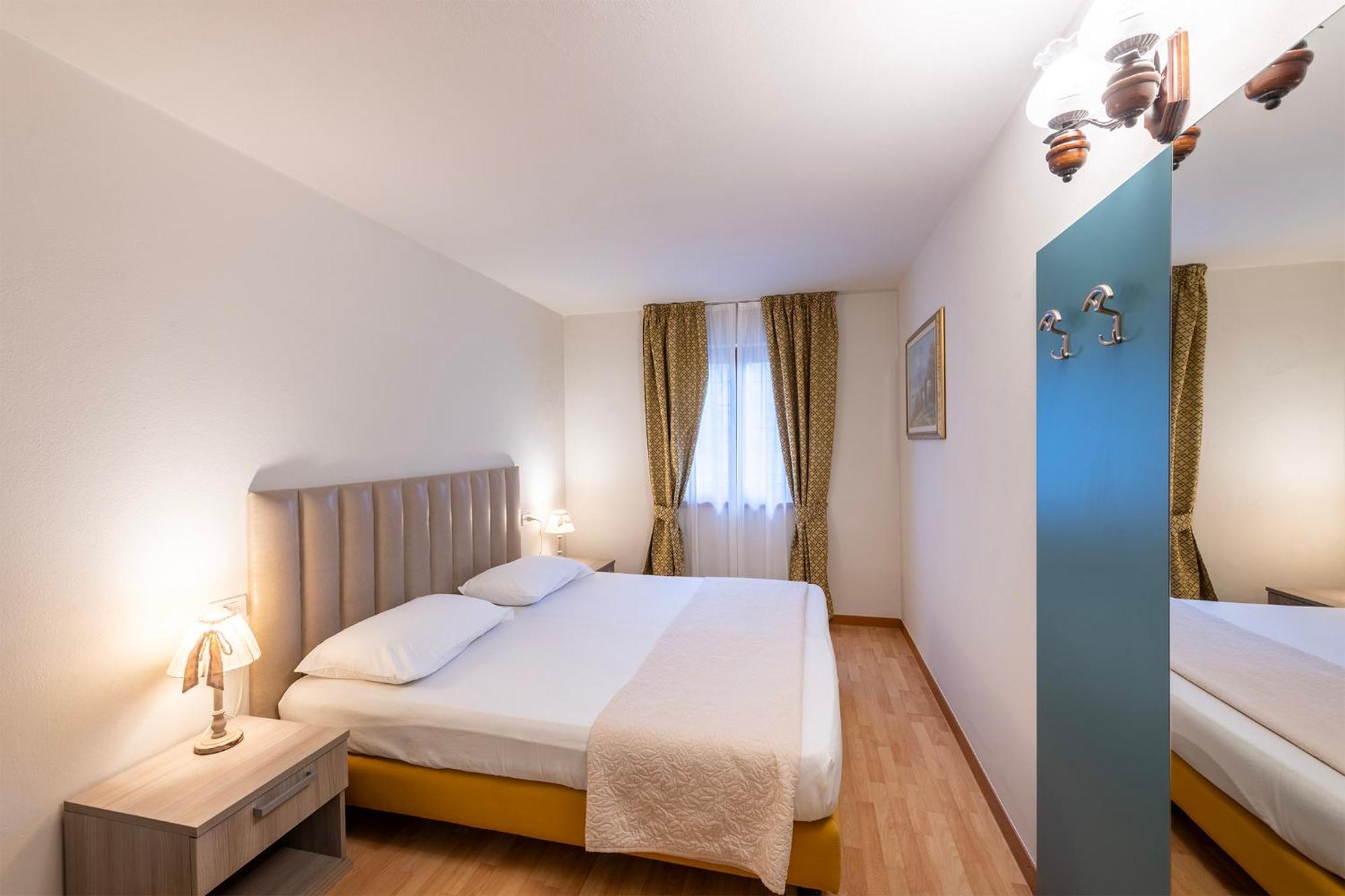 Hotel Pineta Campi Tremosine Екстер'єр фото