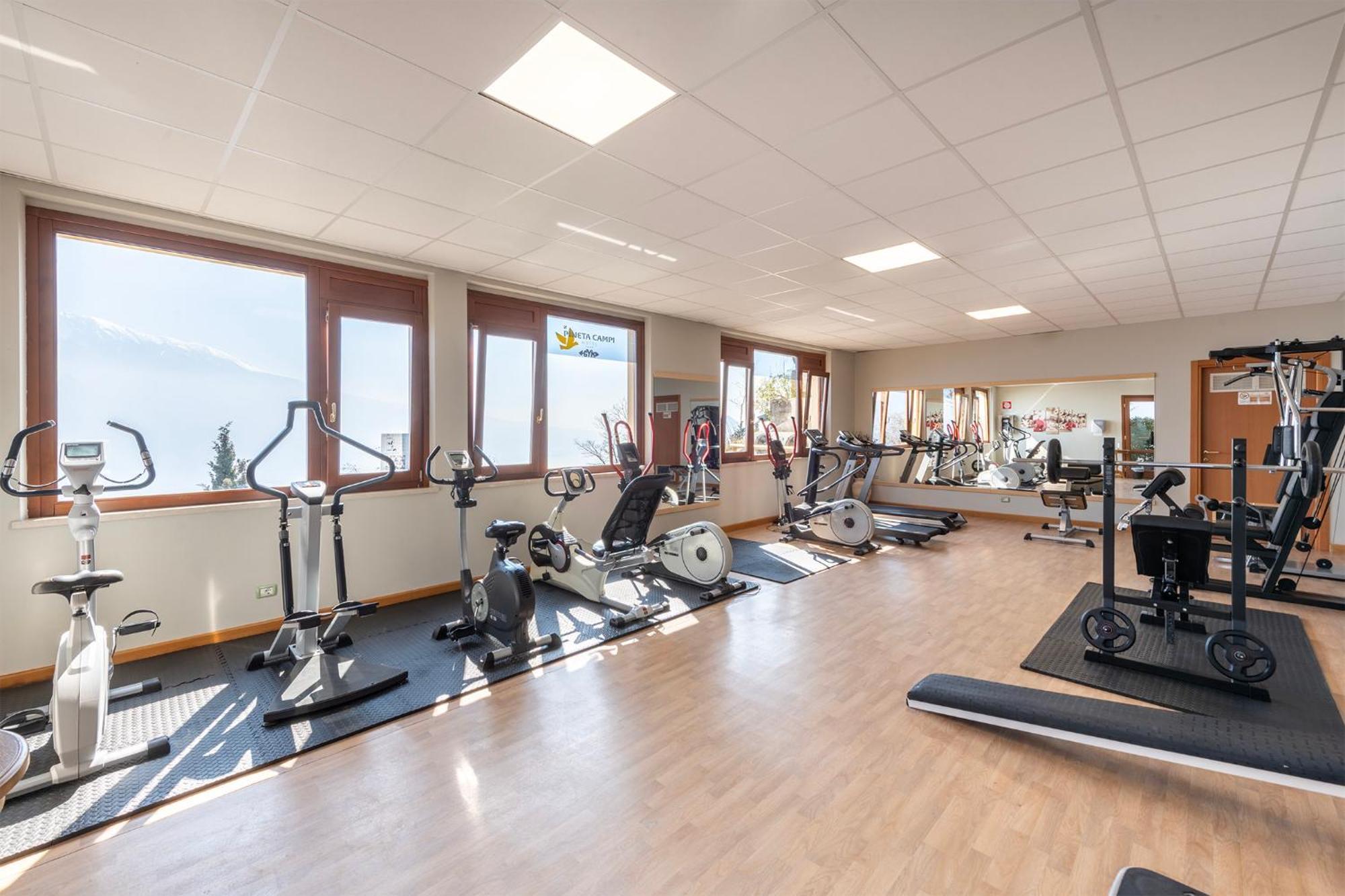 Hotel Pineta Campi Tremosine Екстер'єр фото